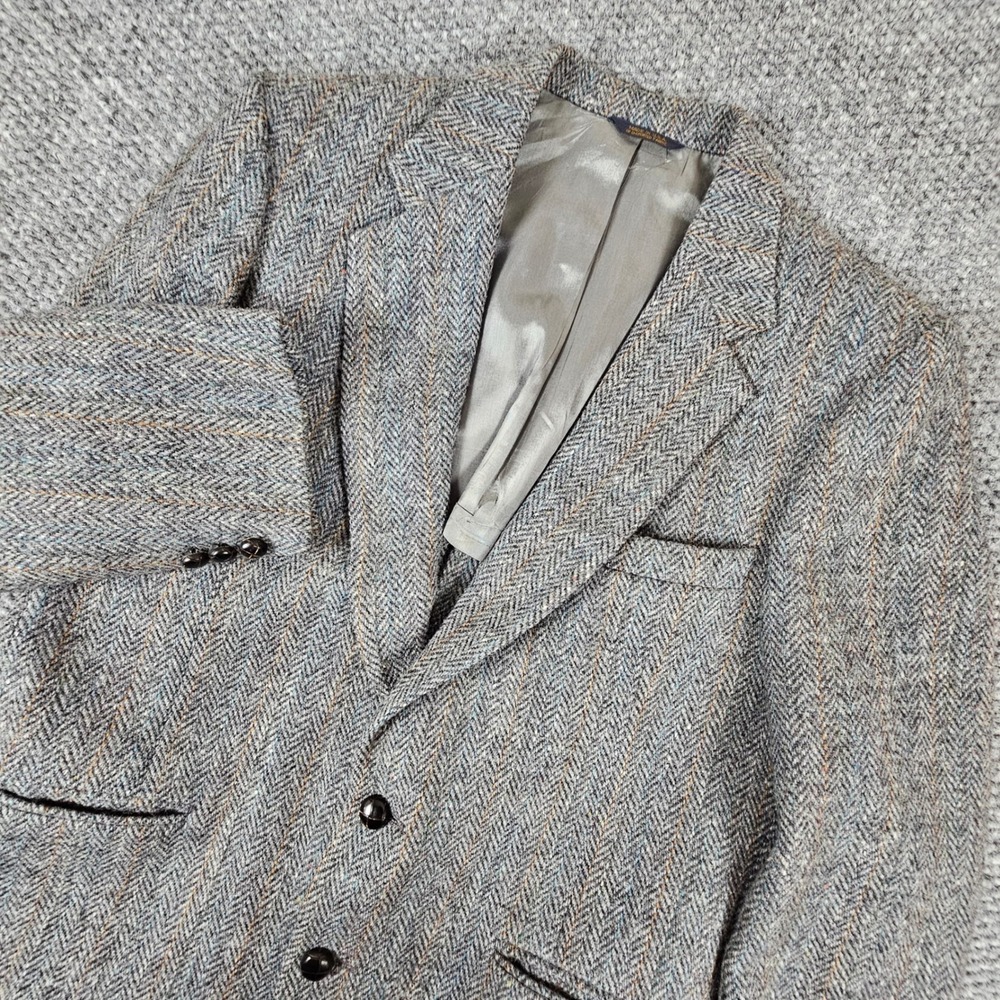 Vtg Harris Tweed Mens 42R Gray Herringbone Wool Blazer Sport Coat Tailored USA